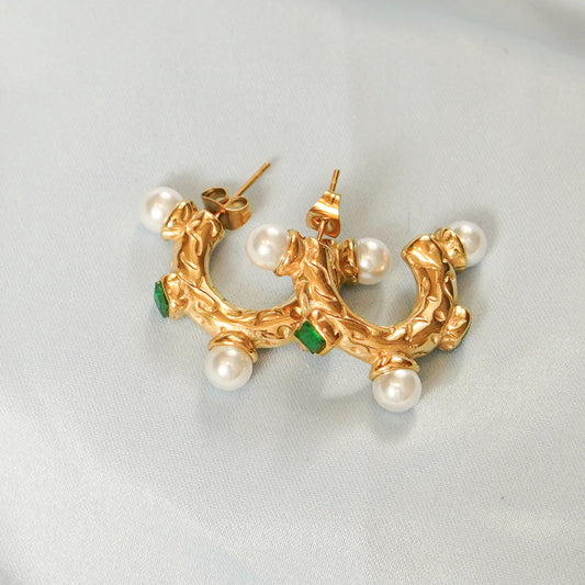 Green Accents Pearl Detailing Earring