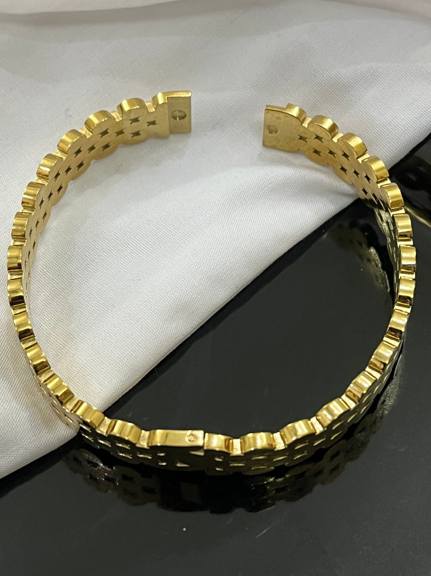 Vintage Italian Bangle