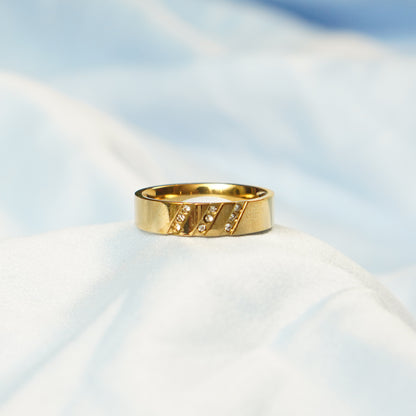 Embedded Crystals Ring 316L