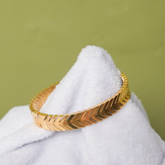 Chevron Cut-Out Bangle