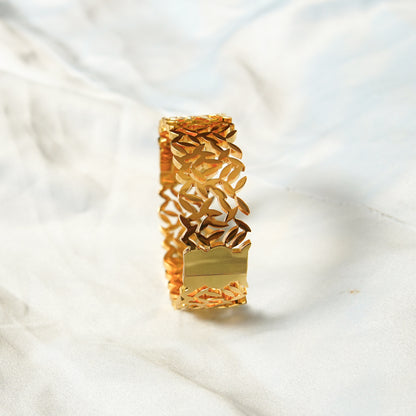 Verdura Luxe Leaf Cuff 316L