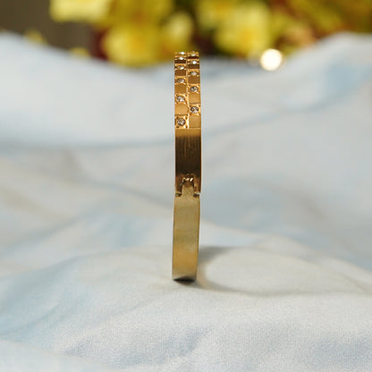 Cubic Zirconia Detailing Bangle