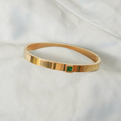 Classic Emerald Accent Bangle