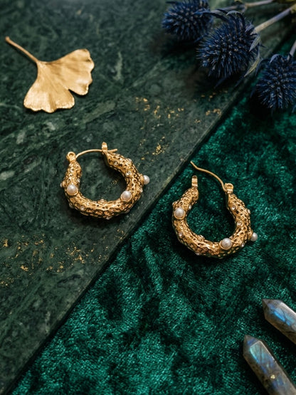 Chunky Gold pearl Earrings