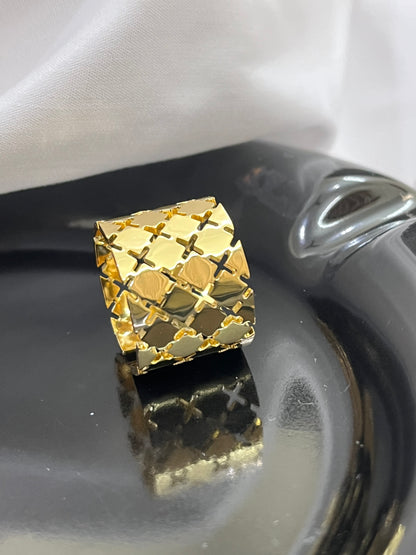 Interlock Adjustable Ring