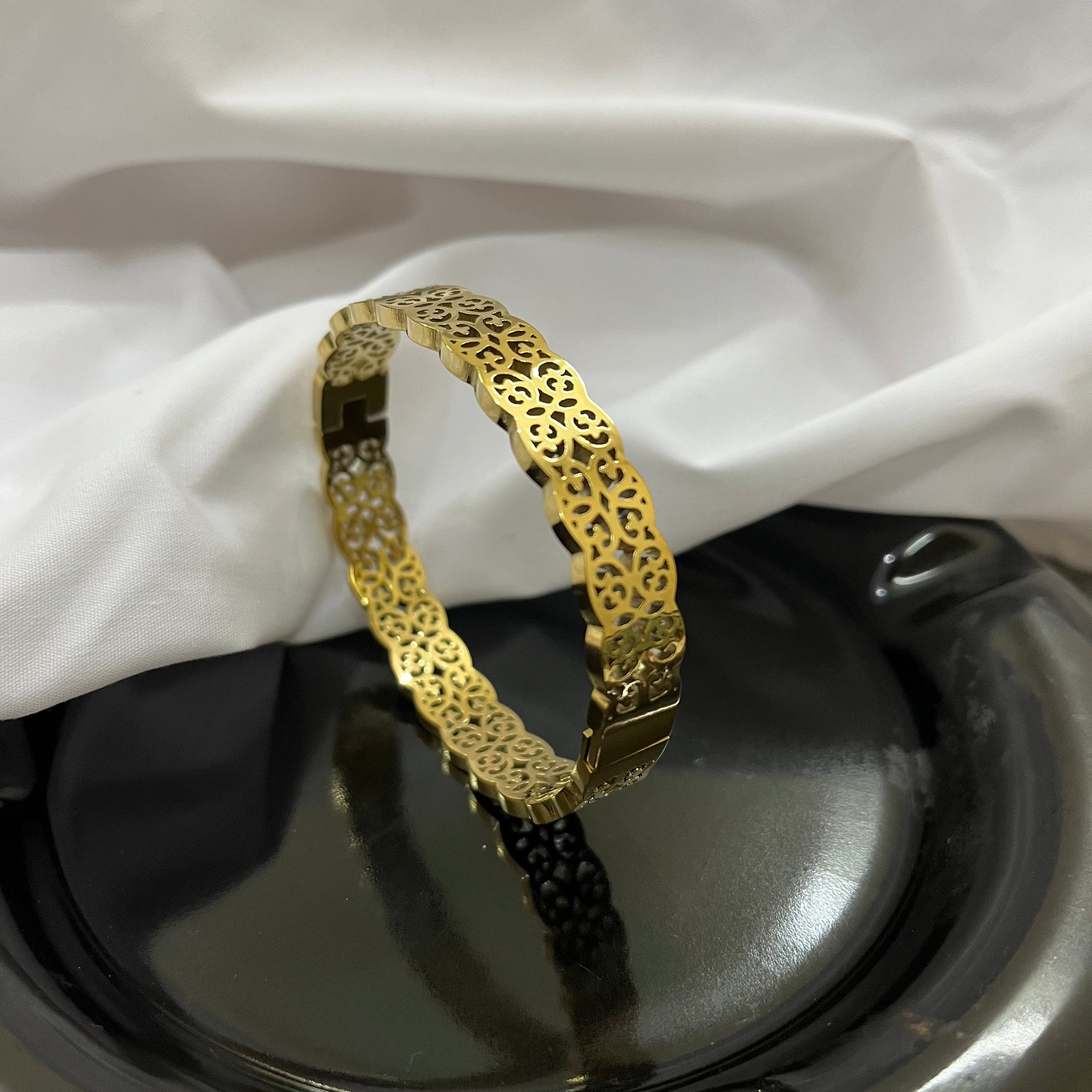 Filigree Bangle 316L