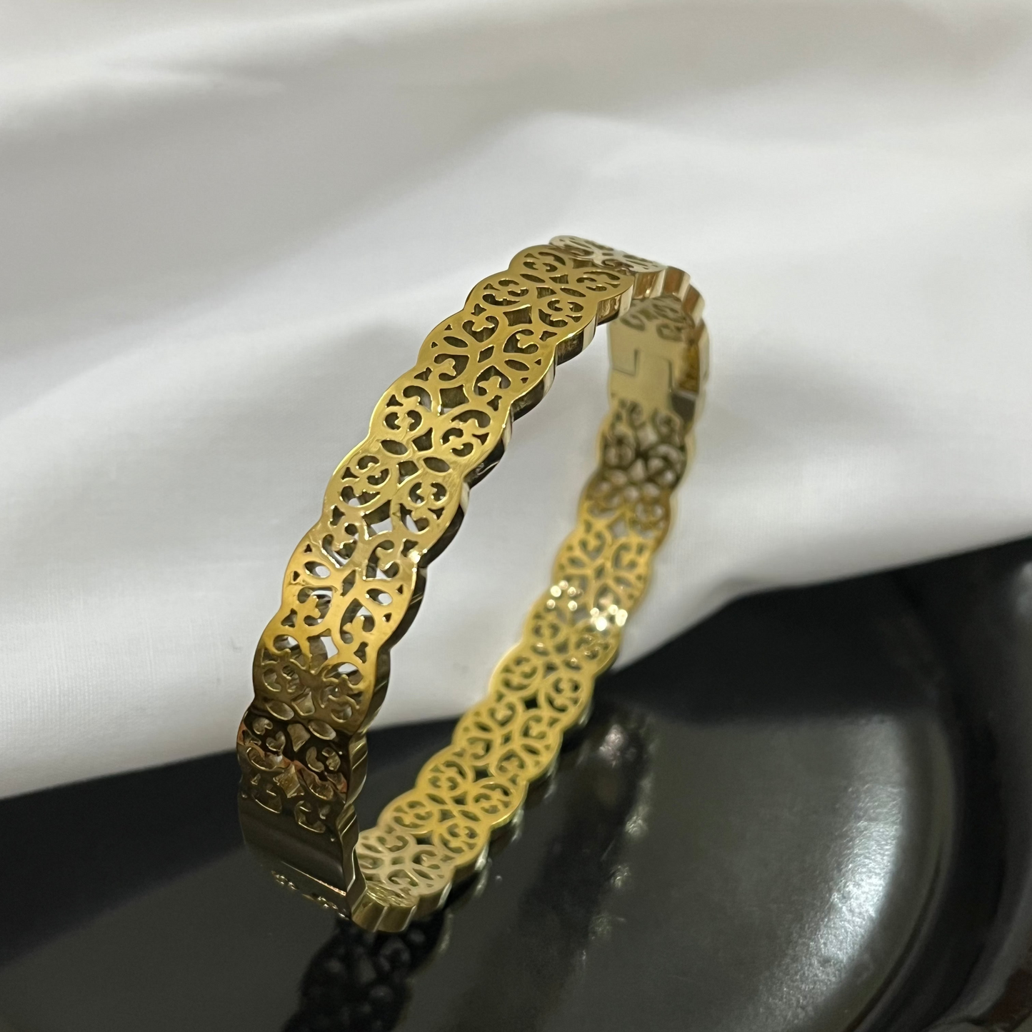 Filigree Bangle 316L