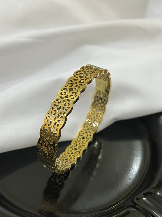 Filigree Bangle 316L