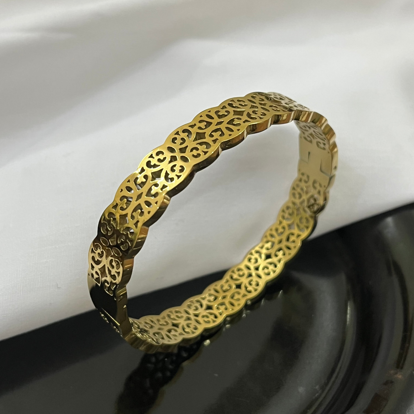 Filigree Bangle 316L