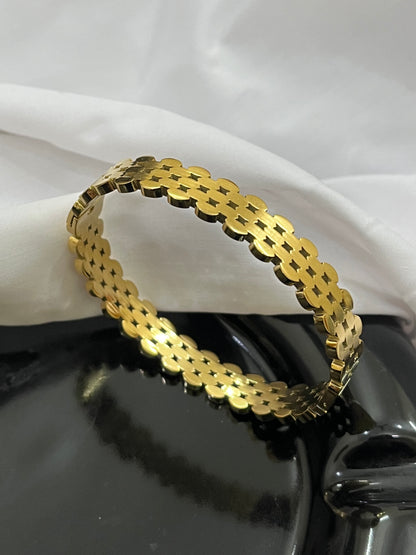 Vintage Italian Bangle