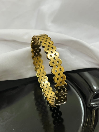 Vintage Italian Bangle