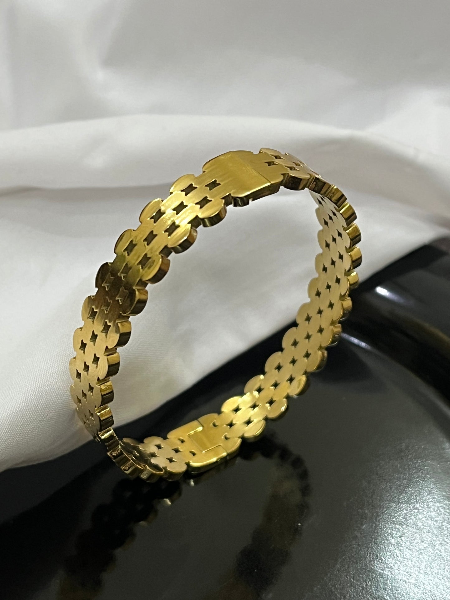 Vintage Italian Bangle